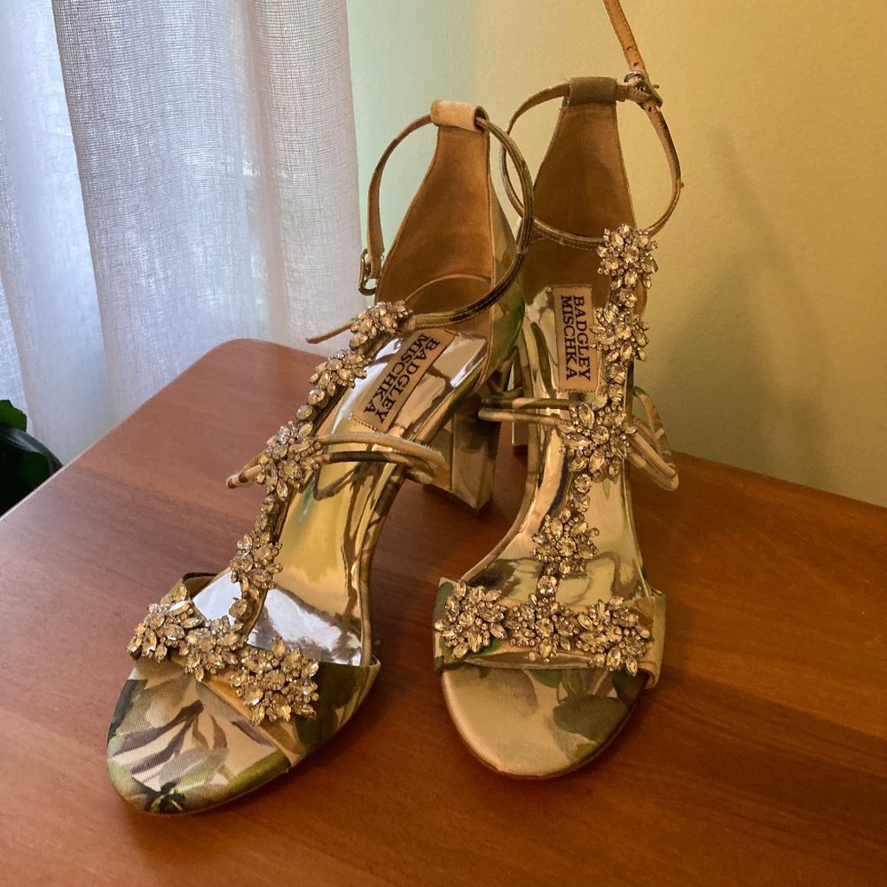 BADGLEY MISCHKA Women's Floral Laney Block Heel Strappy Blingy Heels